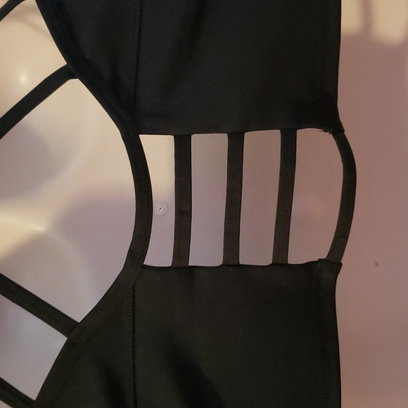 POP Fit cross in back bra-tank top - Picture 6 of 7